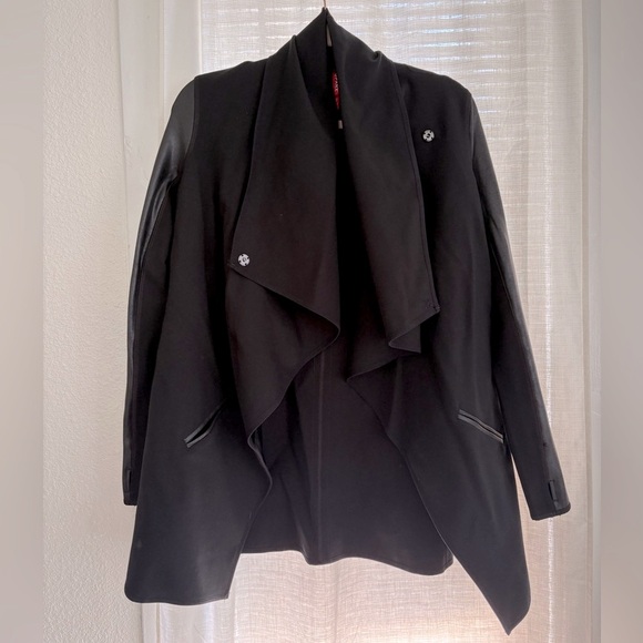 Spanx Drape Front Jacket in Very Black; Mixed Fabric - Picture 4 of 10